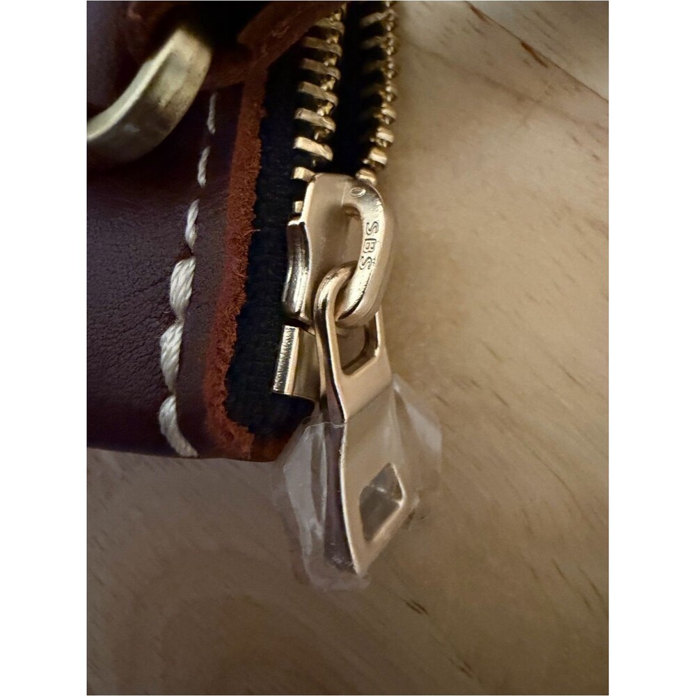 Portland Leather Brown Leather Crossbody Shoulder Bag - Picture 6 of 6